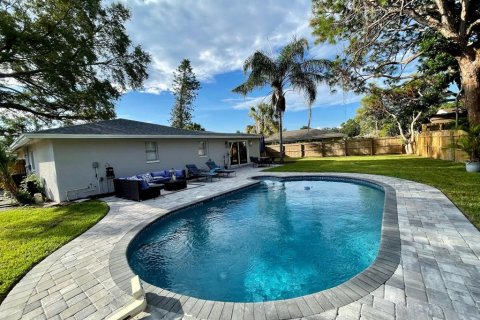 House in Sarasota, Florida 3 bedrooms, 167.5 sq.m. № 1882997 - photo 5