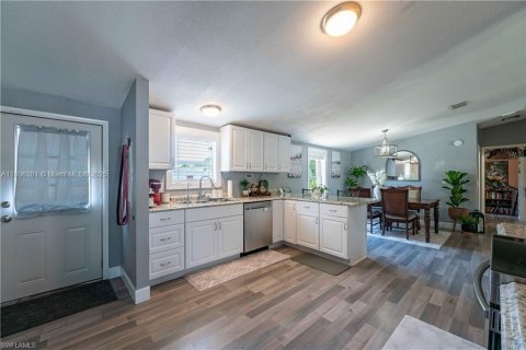 House in LaBelle, Florida 3 bedrooms № 1739458 - photo 19
