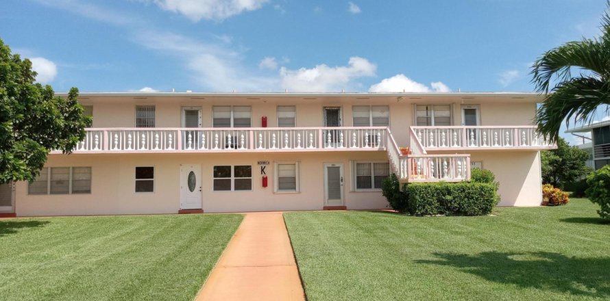 Condo in West Palm Beach, Florida, 2 bedrooms № 1045488