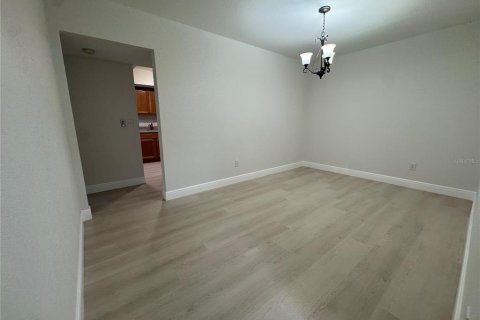 Casa en alquiler en Land O' Lakes, Florida, 4 dormitorios, 149.39 m2 № 1884123 - foto 20