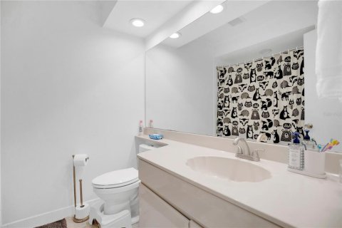 House in Orlando, Florida 4 bedrooms, 206.8 sq.m. № 2151268 - photo 22