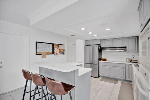 House in Orlando, Florida 4 bedrooms, 206.8 sq.m. № 2151268 - photo 5