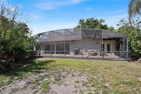 House in Orlando, Florida 4 bedrooms, 206.8 sq.m. № 2151268 - photo 29