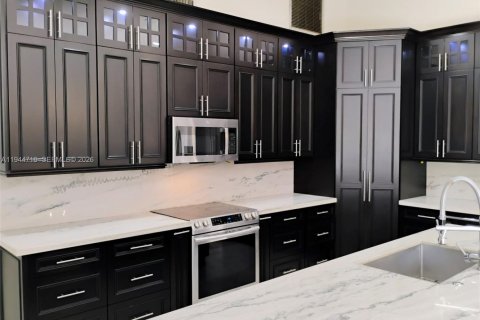 Снять в аренду виллу или дом в Бойнтон-Бич, Флорида 4 спальни, 199м2, № 2003828 - фото 8