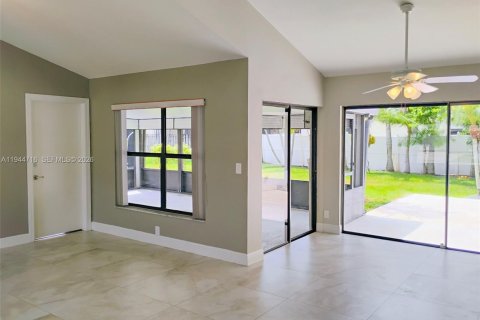 Снять в аренду виллу или дом в Бойнтон-Бич, Флорида 4 спальни, 199м2, № 2003828 - фото 11