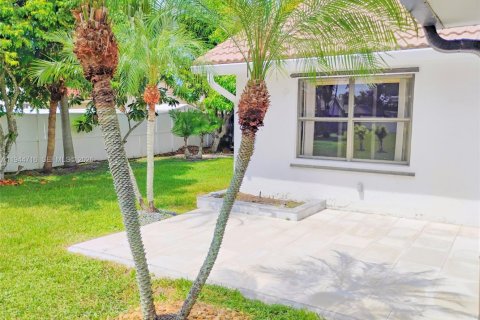 Снять в аренду виллу или дом в Бойнтон-Бич, Флорида 4 спальни, 199м2, № 2003828 - фото 13