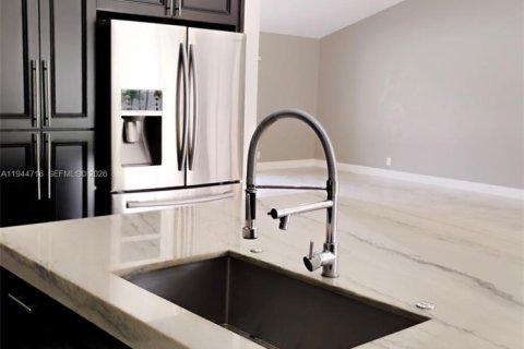 Снять в аренду виллу или дом в Бойнтон-Бич, Флорида 4 спальни, 199м2, № 2003828 - фото 10