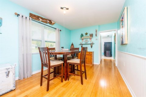 Apartment in New Smyrna Beach, Florida 3 bedrooms, 129.32 sq.m. № 1561256 - photo 21