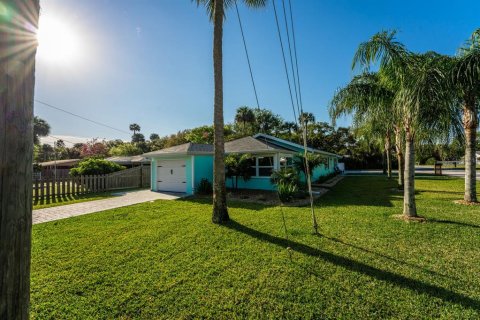 Apartment in New Smyrna Beach, Florida 3 bedrooms, 129.32 sq.m. № 1561256 - photo 3
