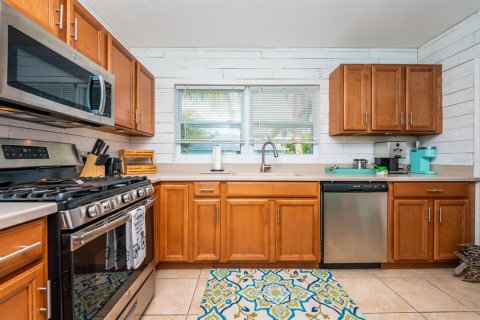 Apartment in New Smyrna Beach, Florida 3 bedrooms, 129.32 sq.m. № 1561256 - photo 14