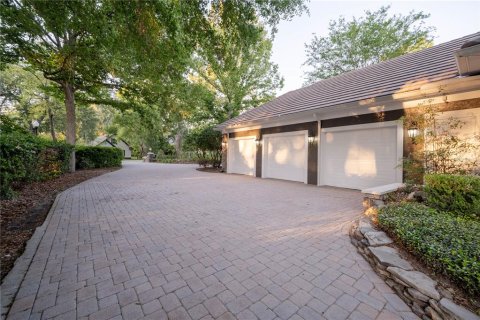 House in Ocala, Florida 4 bedrooms, 436.55 sq.m. № 1637562 - photo 23