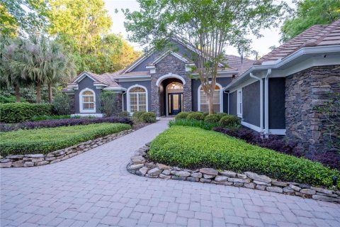 House in Ocala, Florida 4 bedrooms, 436.55 sq.m. № 1637562 - photo 2