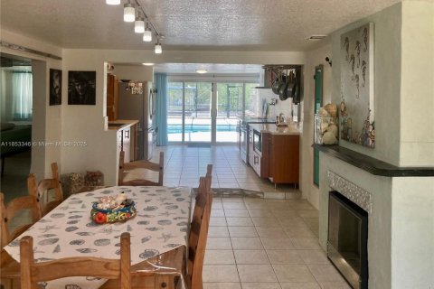 House in Punta Gorda, Florida 3 bedrooms № 1872441 - photo 11