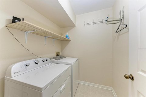 Copropriété à vendre à Sarasota, Floride: 3 chambres, 121.7 m2 № 1546396 - photo 25
