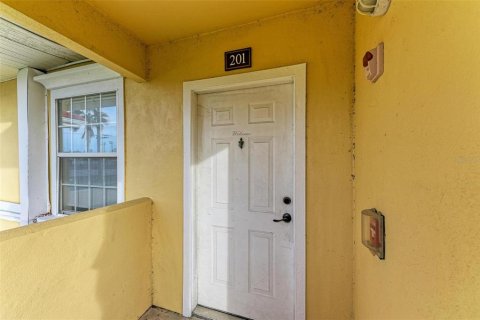 Copropriété à vendre à Sarasota, Floride: 3 chambres, 121.7 m2 № 1546396 - photo 4