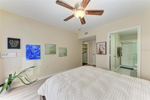 Copropriété à vendre à Sarasota, Floride: 3 chambres, 121.7 m2 № 1546396 - photo 19
