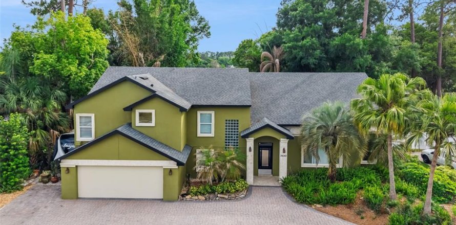 House in Apopka, Florida 4 bedrooms, 368.54 sq.m. № 2200512