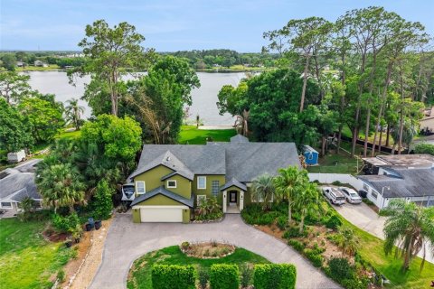 House in Apopka, Florida 4 bedrooms, 368.54 sq.m. № 2200512 - photo 2