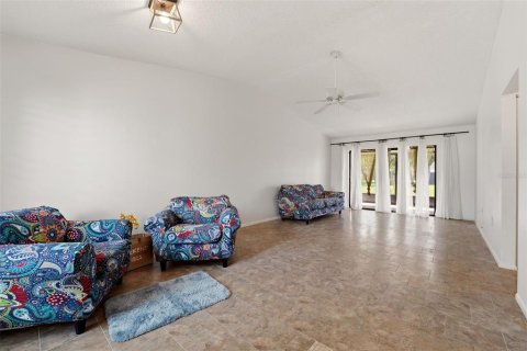 Condo in Bradenton, Florida, 1 bedroom  № 2197036 - photo 5