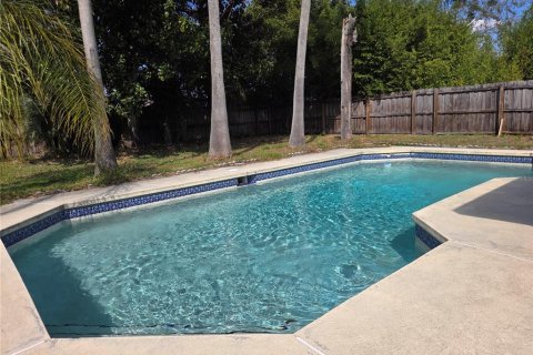 Villa ou maison à louer à Kissimmee, Floride: 2 chambres, 95.22 m2 № 2099843 - photo 2