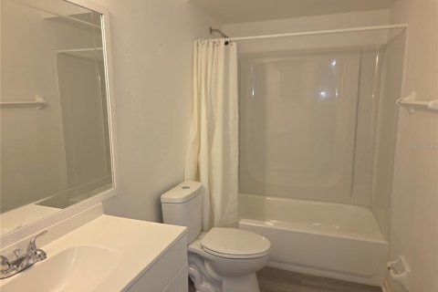 Villa ou maison à louer à Kissimmee, Floride: 2 chambres, 95.22 m2 № 2099843 - photo 20