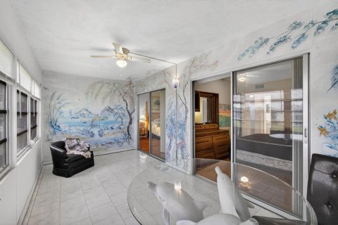 Condo in West Palm Beach, Florida, 2 bedrooms  № 2183104 - photo 20