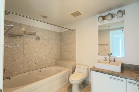 Copropriété à louer à Miami, Floride: 1 chambre, 77.29 m2 № 2017539 - photo 16