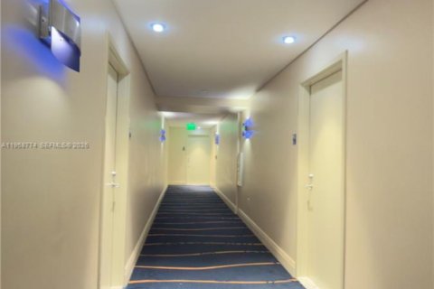 Condo à Miami, Floride, 1 chambre  № 2017539