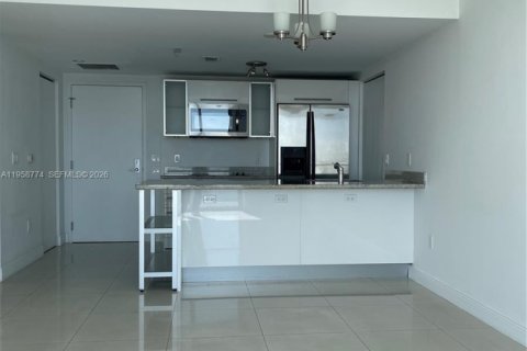 Copropriété à louer à Miami, Floride: 1 chambre, 77.29 m2 № 2017539 - photo 12