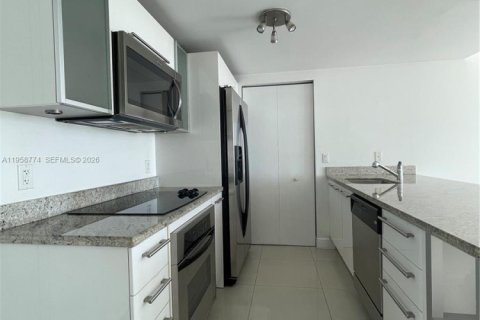 Copropriété à louer à Miami, Floride: 1 chambre, 77.29 m2 № 2017539 - photo 10