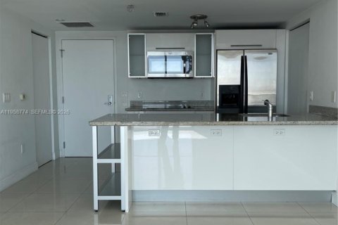 Copropriété à louer à Miami, Floride: 1 chambre, 77.29 m2 № 2017539 - photo 15