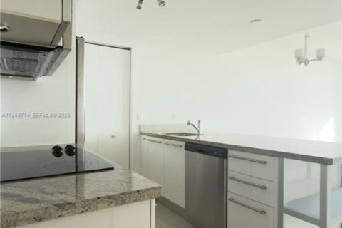 Copropriété à louer à Miami, Floride: 1 chambre, 77.29 m2 № 2017539 - photo 3