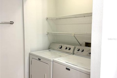 Condo in Tampa, Florida, 2 bedrooms  № 1812891 - photo 30