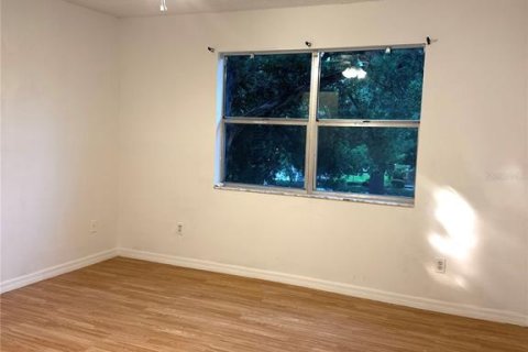 Condo in Tampa, Florida, 2 bedrooms  № 1812891 - photo 23