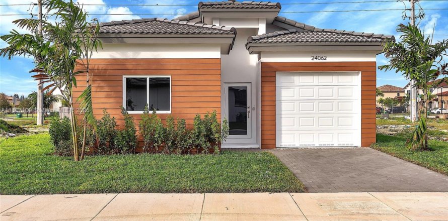 Casa en Homestead, Florida 4 dormitorios, 145.58 m2 № 1741270