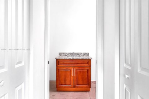 Casa en venta en Homestead, Florida, 4 dormitorios, 145.58 m2 № 1741270 - foto 19