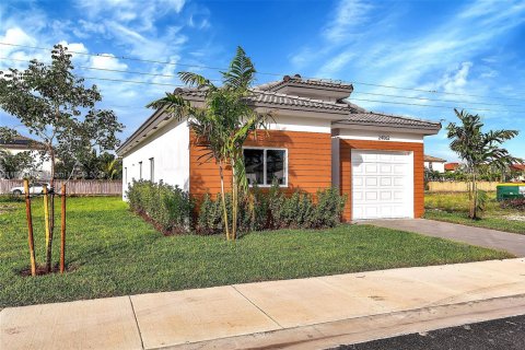 Casa en venta en Homestead, Florida, 4 dormitorios, 145.58 m2 № 1741270 - foto 3