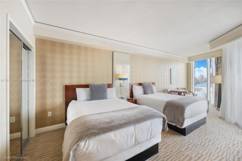 Condominio en venta en Sunny Isles Beach, Florida, 42.46 m2 № 1756492 - foto 23