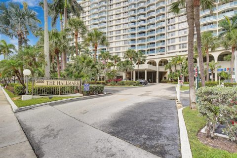 Condominio en venta en Hollywood, Florida, 1 dormitorio, 83.61 m2 № 2019587 - foto 18