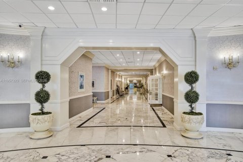 Condominio en venta en Hollywood, Florida, 1 dormitorio, 83.61 m2 № 2019587 - foto 30