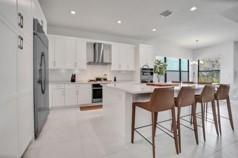 House in Boca Raton, Florida 4 bedrooms, 304.91 sq.m. № 2185498 - photo 10