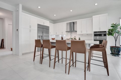 House in Boca Raton, Florida 4 bedrooms, 304.91 sq.m. № 2185498 - photo 9