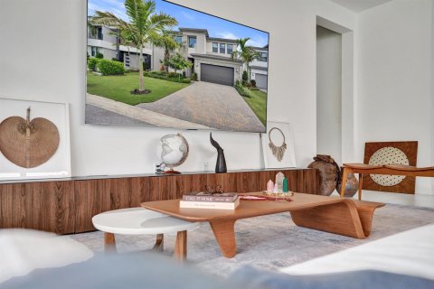 House in Boca Raton, Florida 4 bedrooms, 304.91 sq.m. № 2185498 - photo 23