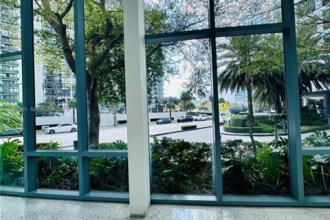 Copropriété à louer à Miami, Floride: 1 chambre, 71.81 m2 № 2027114 - photo 30