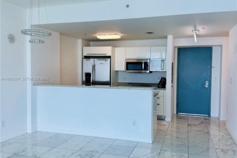 Copropriété à louer à Miami, Floride: 1 chambre, 71.81 m2 № 2027114 - photo 12