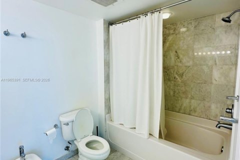 Copropriété à louer à Miami, Floride: 1 chambre, 71.81 m2 № 2027114 - photo 11