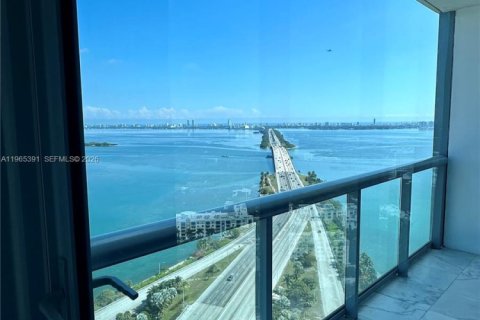 Copropriété à louer à Miami, Floride: 1 chambre, 71.81 m2 № 2027114 - photo 3