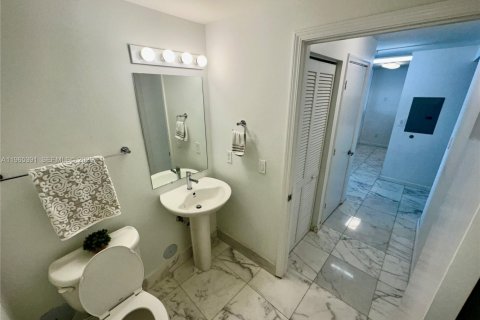 Copropriété à louer à Miami, Floride: 1 chambre, 71.81 m2 № 2027114 - photo 26