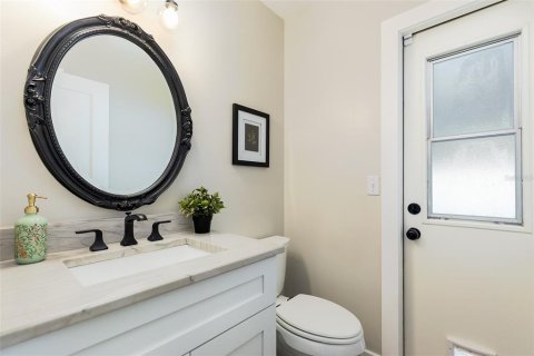 Villa ou maison à vendre à Lake Mary, Floride: 4 chambres, 225.85 m2 № 2149781 - photo 29