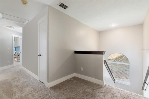 Villa ou maison à vendre à Lake Mary, Floride: 4 chambres, 225.85 m2 № 2149781 - photo 28